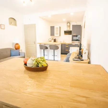 Face A La Cite, Terrasse Et Climatisation - Ae Apartment *