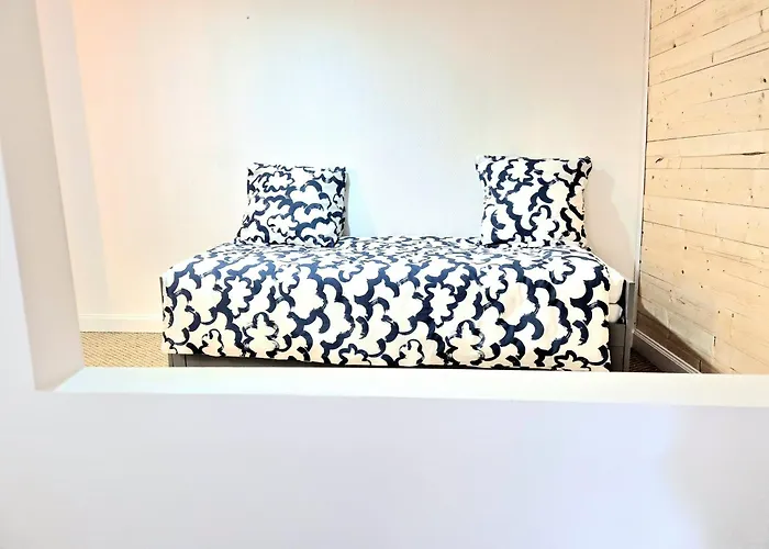 Face A La Cite, Terrasse Et Climatisation - Ae *